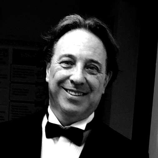 Mtro. Enrique Roel